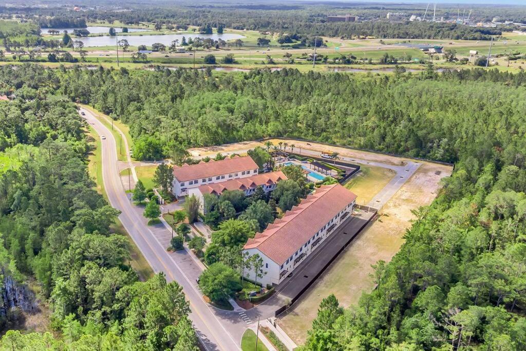 Cozy & Elegant 4Br Enchanted Townhouse - 1 Mile To Disney With Resort Pool, Gym, & Jacuzzi Орландо Екстер'єр фото
