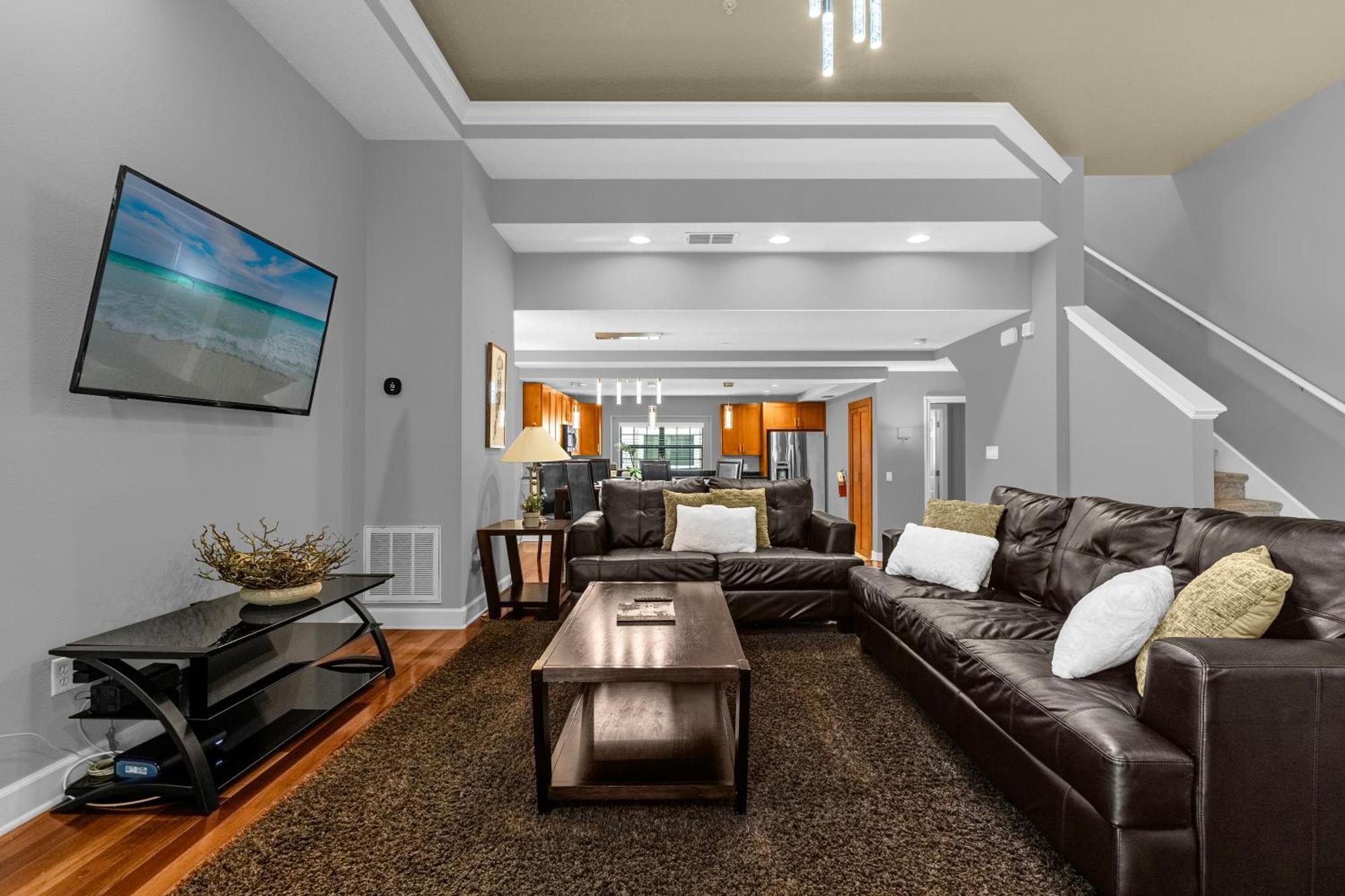 Cozy & Elegant 4Br Enchanted Townhouse - 1 Mile To Disney With Resort Pool, Gym, & Jacuzzi Орландо Екстер'єр фото