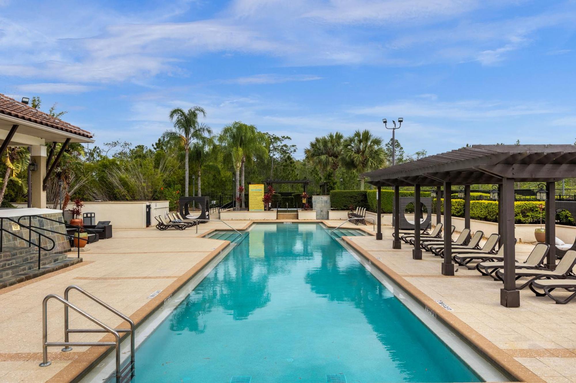 Cozy & Elegant 4Br Enchanted Townhouse - 1 Mile To Disney With Resort Pool, Gym, & Jacuzzi Орландо Екстер'єр фото