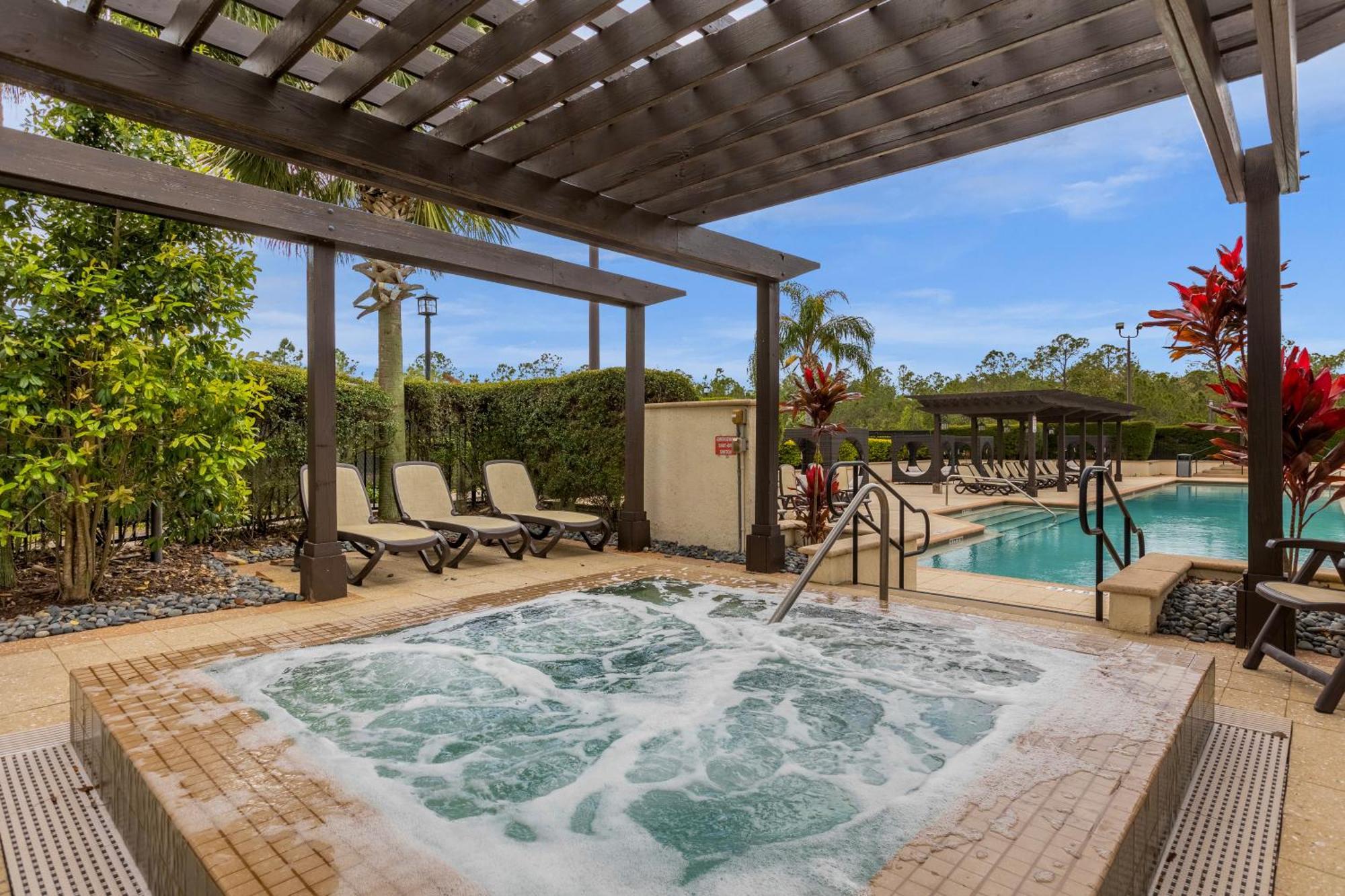 Cozy & Elegant 4Br Enchanted Townhouse - 1 Mile To Disney With Resort Pool, Gym, & Jacuzzi Орландо Екстер'єр фото