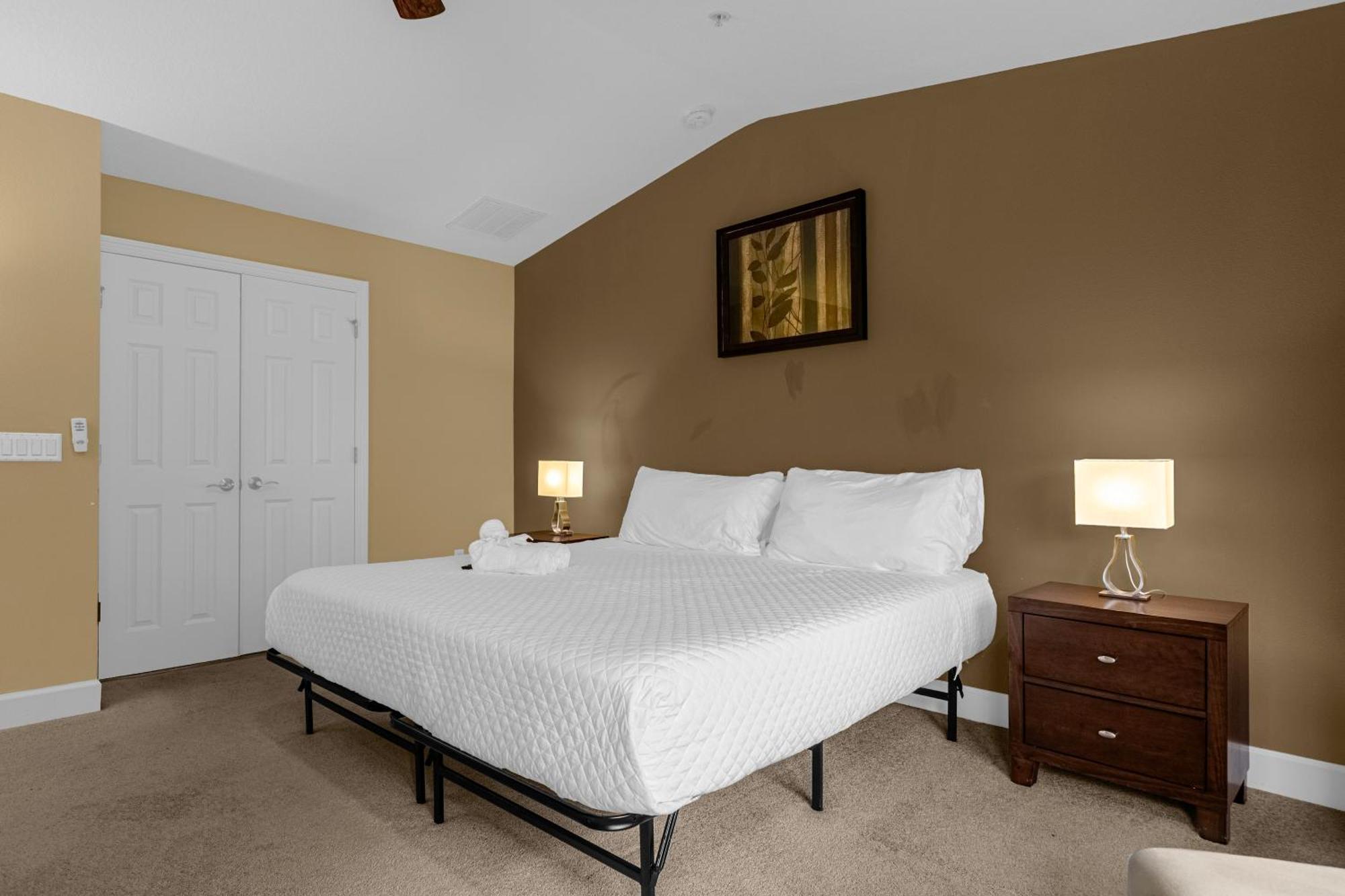 Cozy & Elegant 4Br Enchanted Townhouse - 1 Mile To Disney With Resort Pool, Gym, & Jacuzzi Орландо Екстер'єр фото